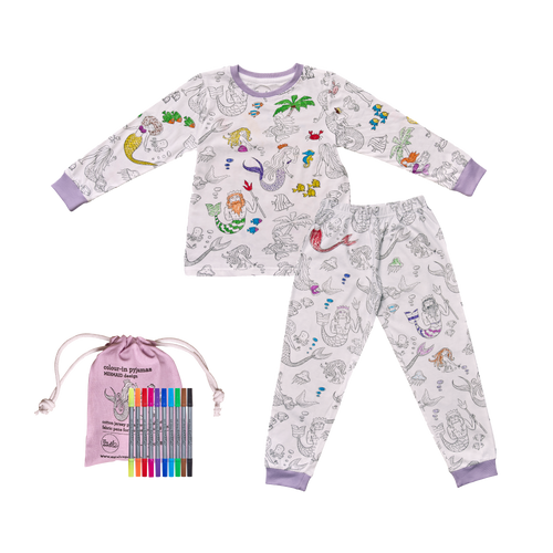 couleur sirène en pyjama