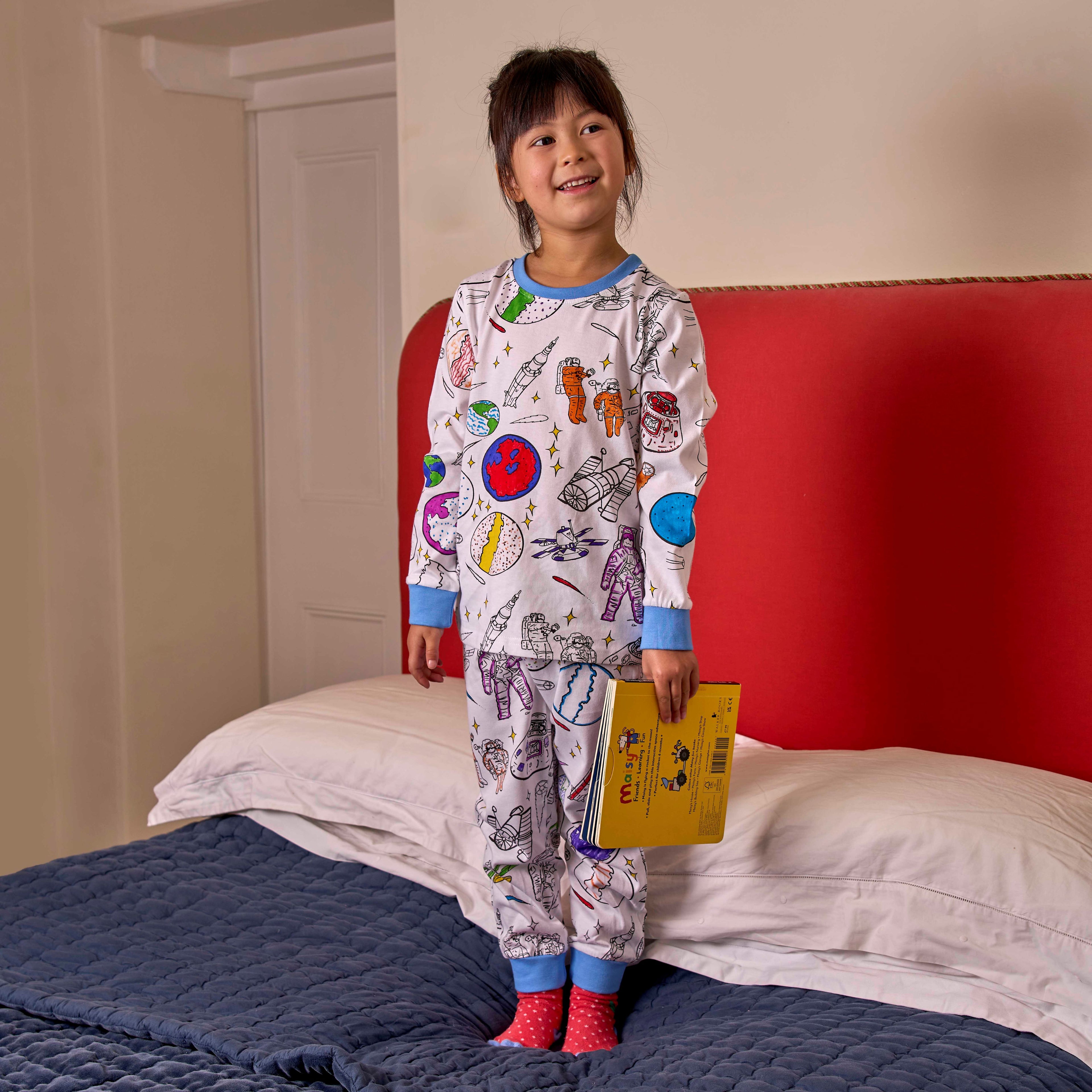 explorador espacial para colorear en pijama